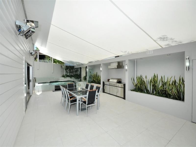 7a Angus Street, Bardon QLD 4065