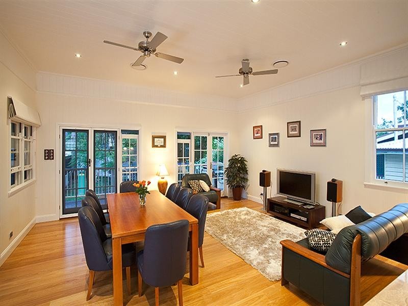 5 Dublin Street, Yeronga QLD 4104