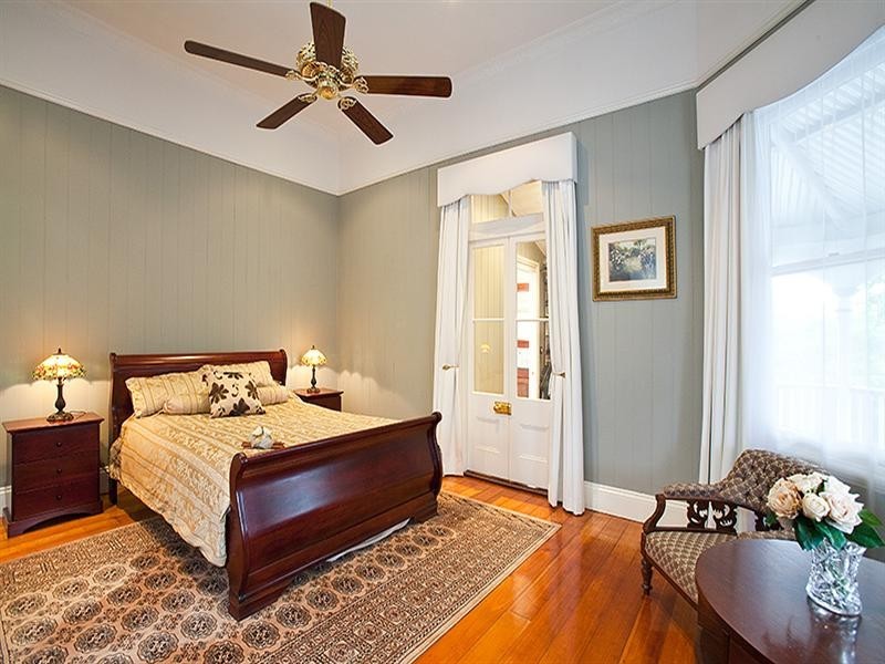 5 Dublin Street, Yeronga QLD 4104