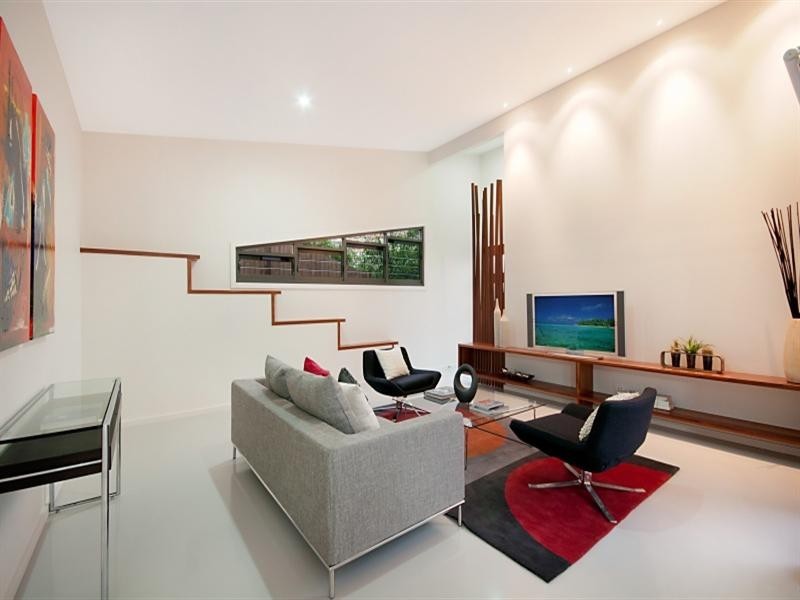 8 Mahara Street, Bardon QLD 4065