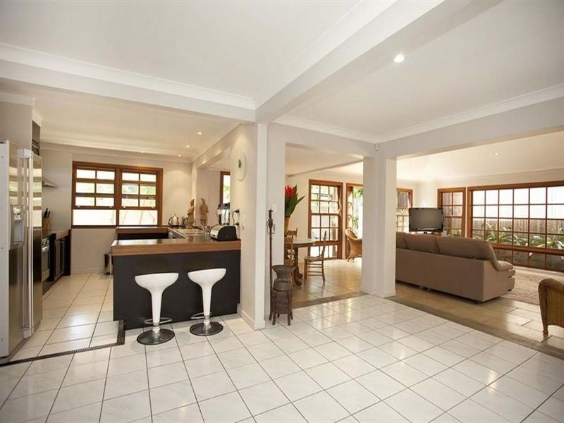 19 Emma Street, Milton QLD 4064