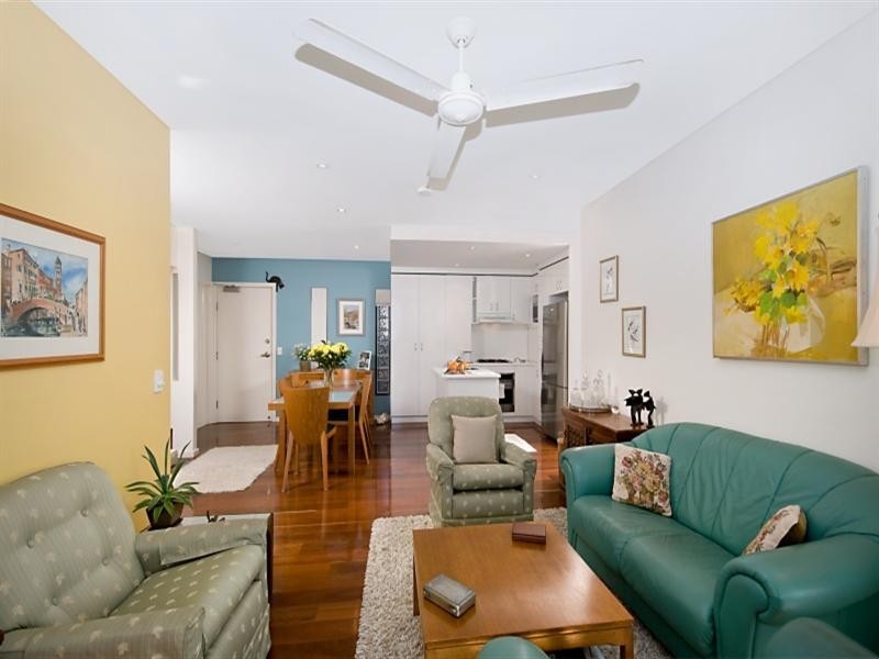 43/26 Holland Street, Toowong QLD 4066