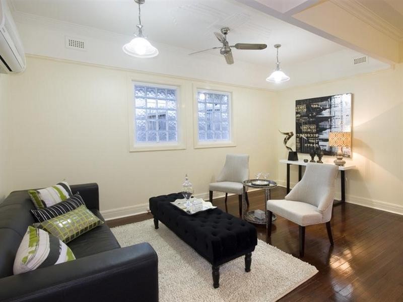 25A Heussler Terrace, Milton QLD 4064
