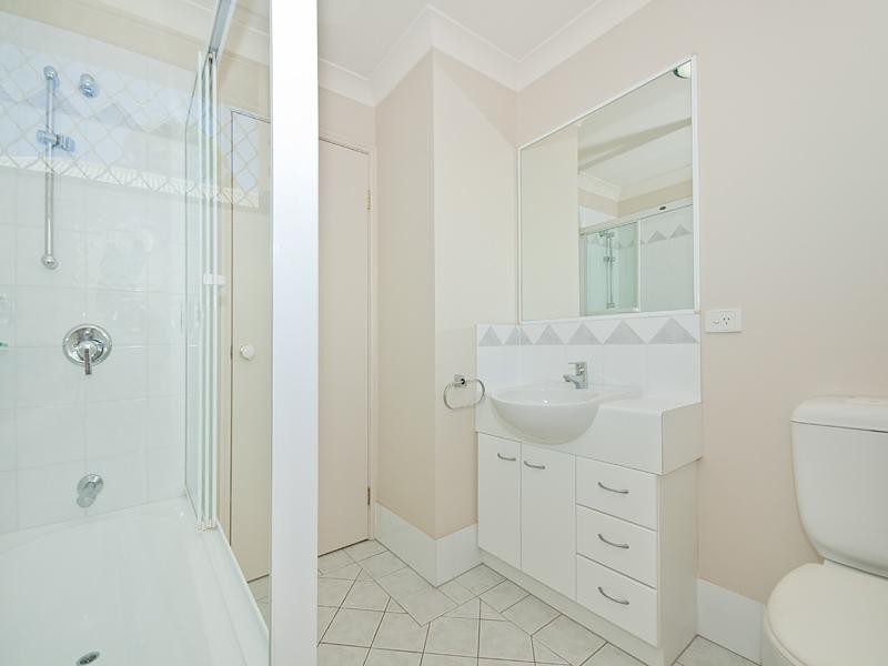 40/28 Carwoola Street, Bardon QLD 4065