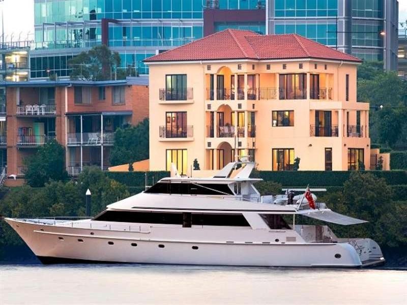 570 Coronation Drive, Toowong QLD 4066