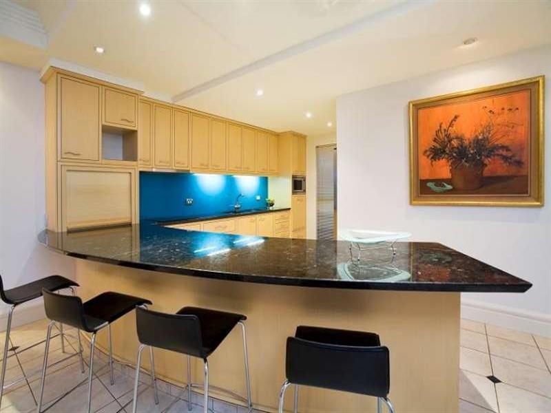 570 Coronation Drive, Toowong QLD 4066