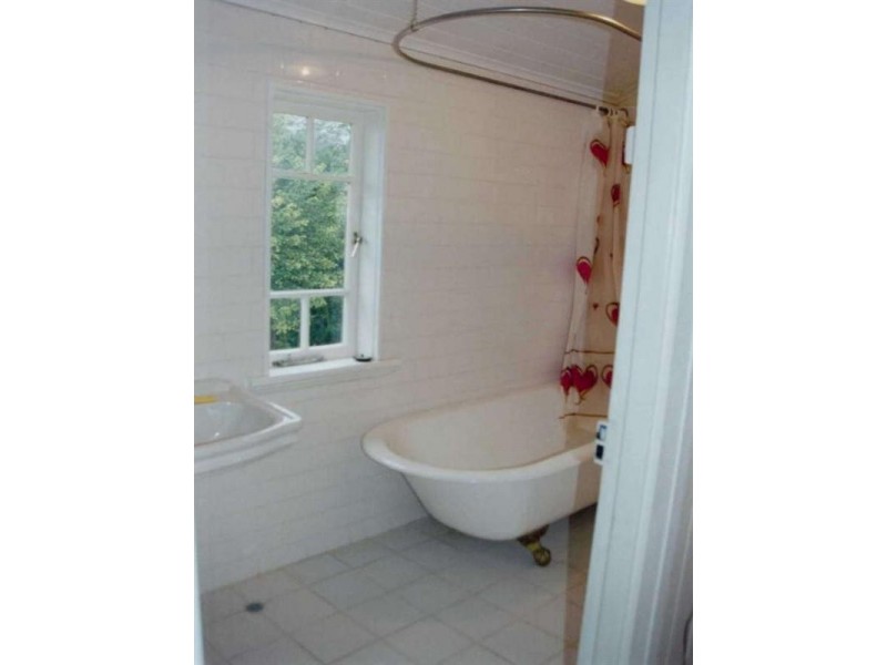 66 COOPERS CAMP Road, Bardon QLD 4065