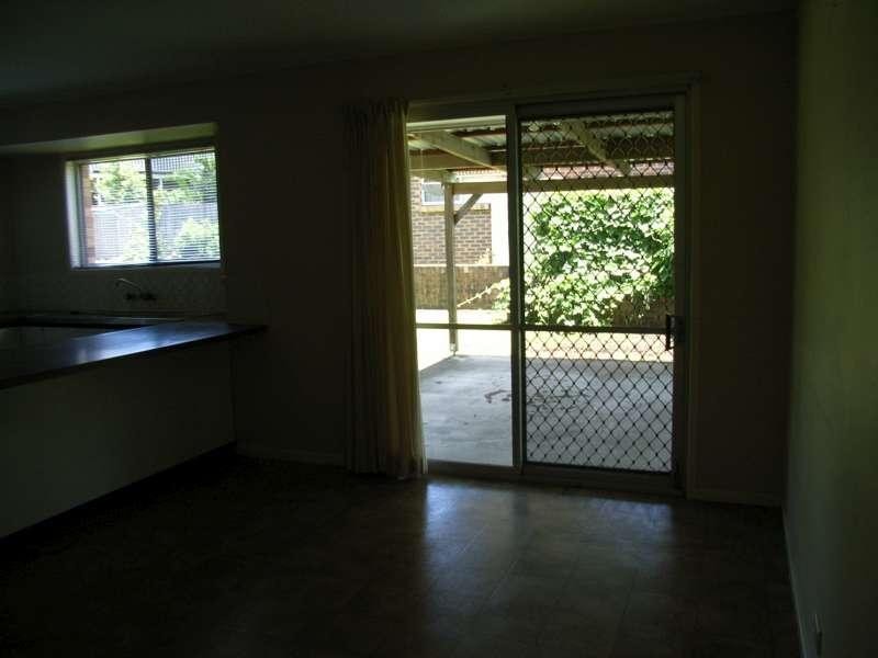 1 GILLOWAY Court, The Gap QLD 4061