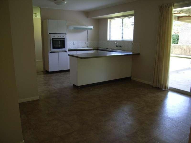 1 GILLOWAY Court, The Gap QLD 4061