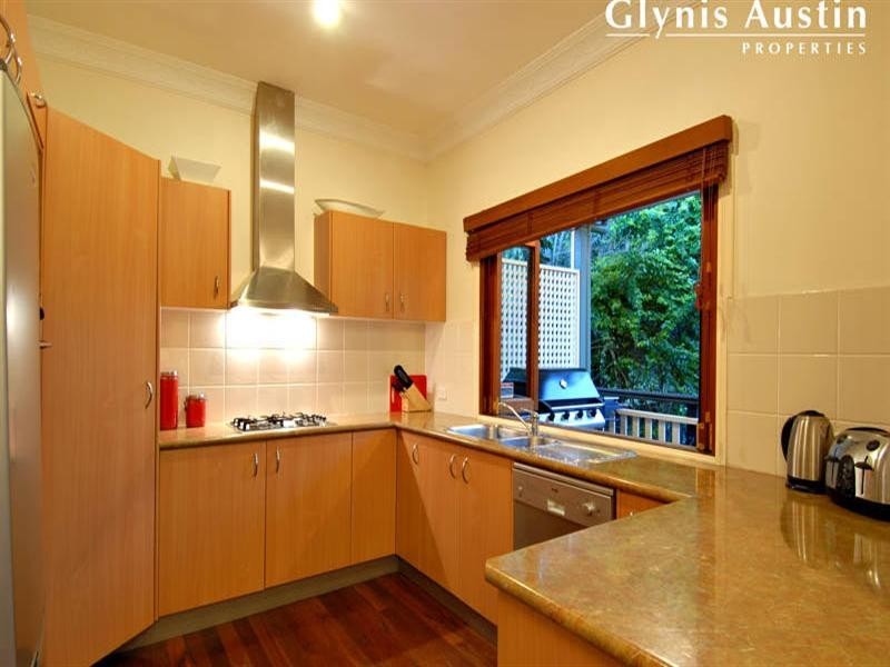 16 Fred Street, Red Hill QLD 4059