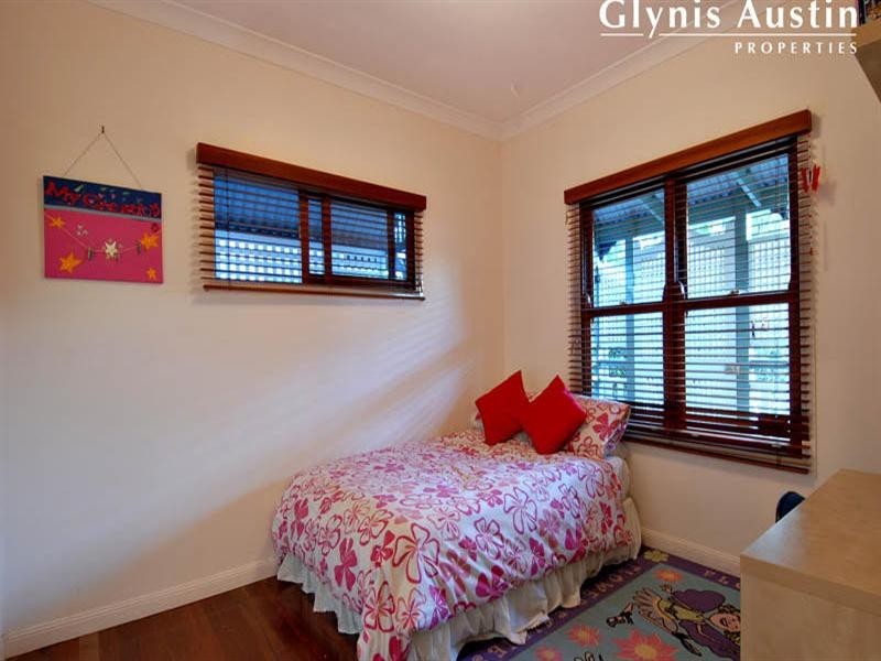 16 Fred Street, Red Hill QLD 4059