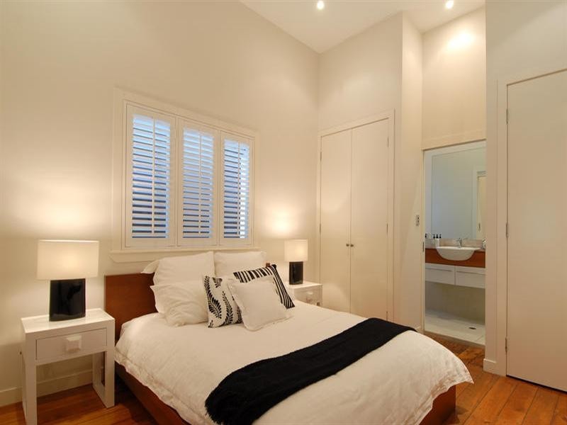 102 Fernberg Road, Paddington QLD 4064