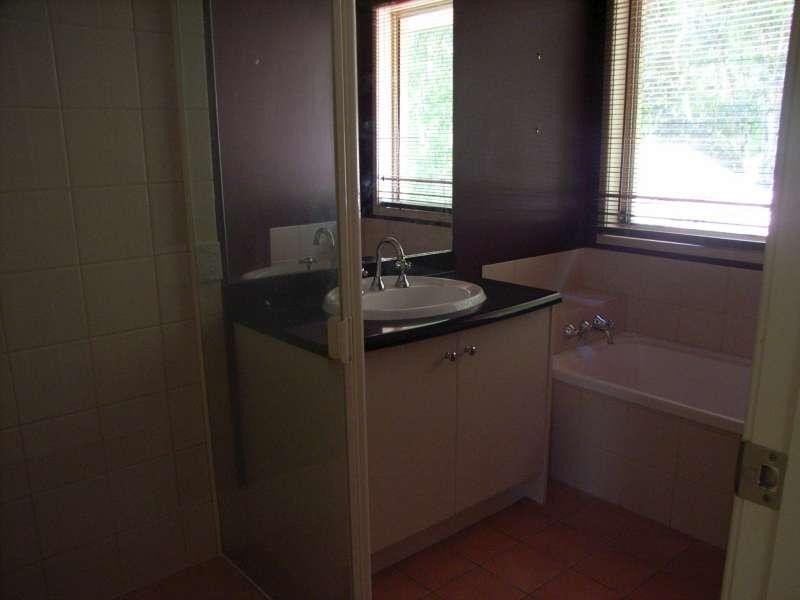 27 MONTROSE Place, The Gap QLD 4061