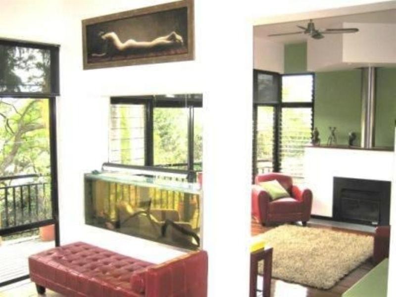 12 Owen Lane, Auchenflower QLD 4066