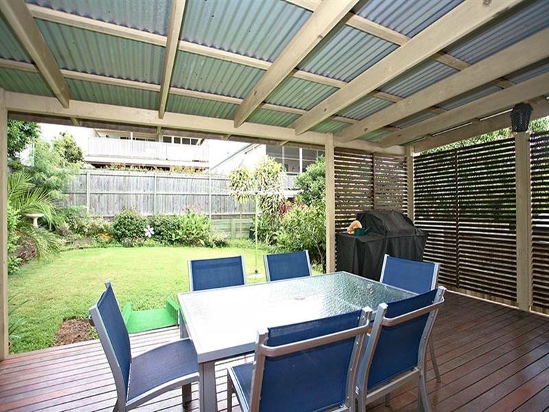 14 Sackville Street, Milton QLD 4064