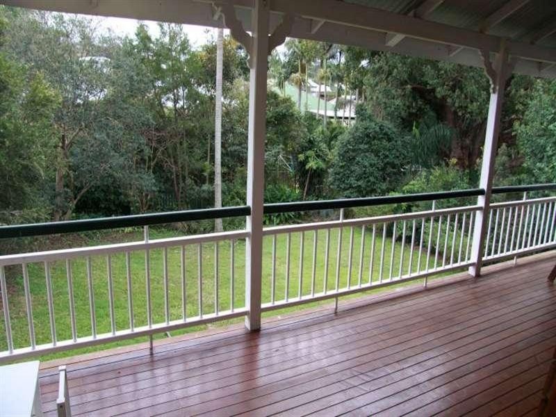 21 Macintosh Street, Auchenflower QLD 4066