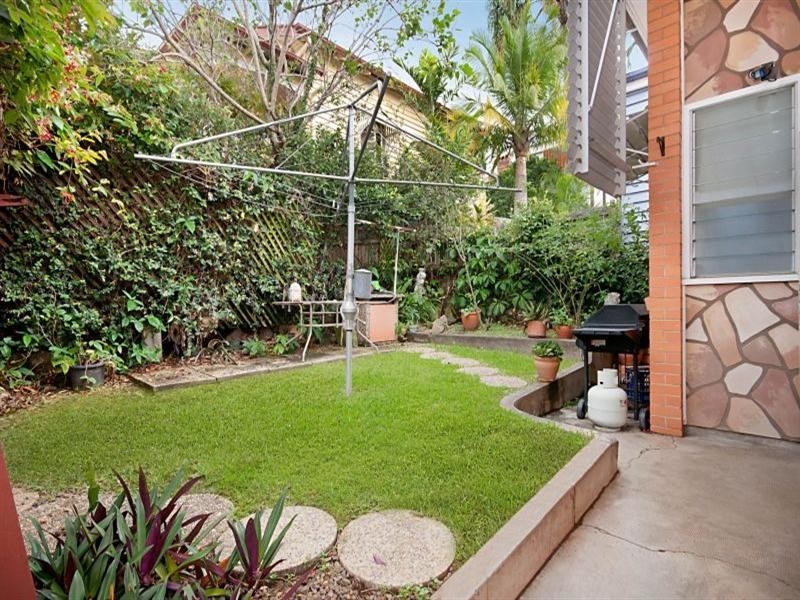 53 Cricket Street, Brisbane QLD 4000