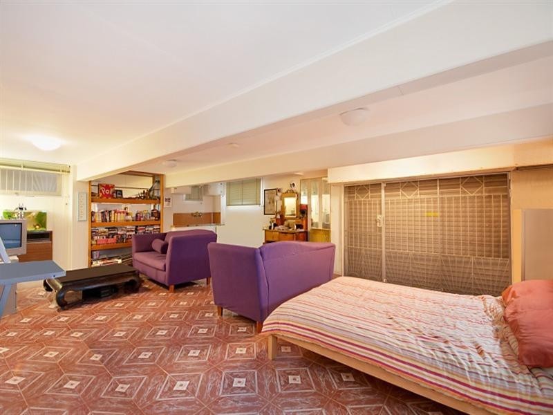 53 Cricket Street, Brisbane QLD 4000