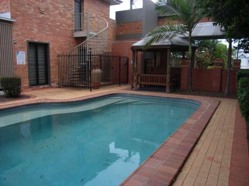 8/64 Browne Street, New Farm QLD 4005