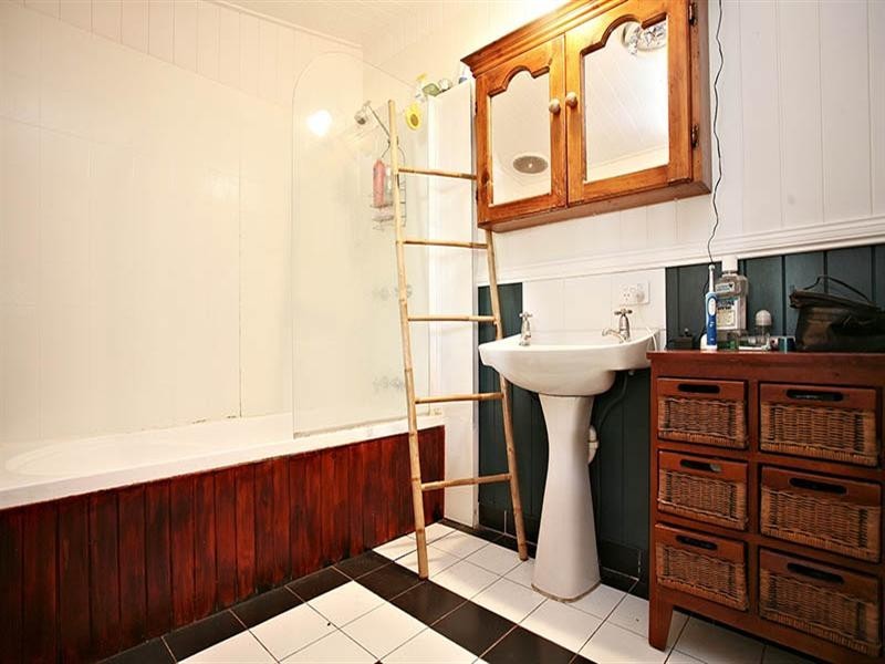 19 Brindle Street, Paddington QLD 4064