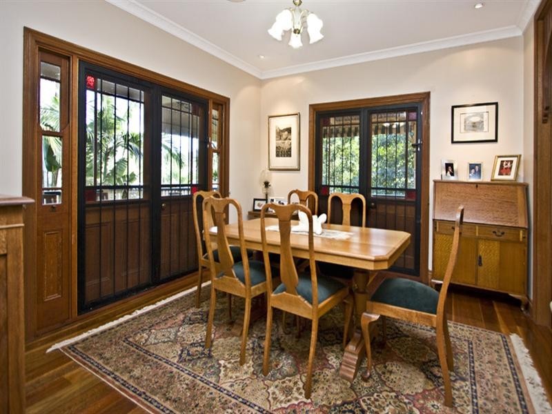 44 Mackay Terrace, Bardon QLD 4065