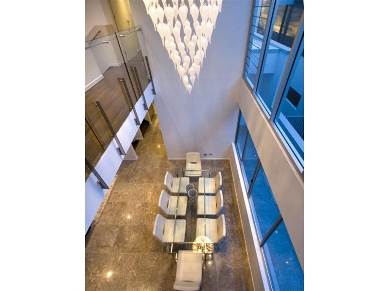 37 Derby Street, Highgate Hill QLD 4101