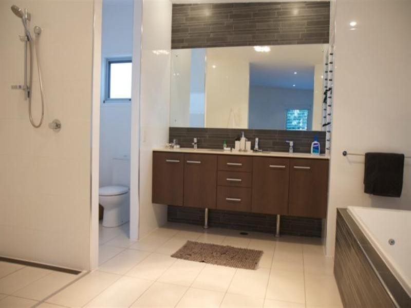 53 Hawthorne Terrace, Red Hill QLD 4059