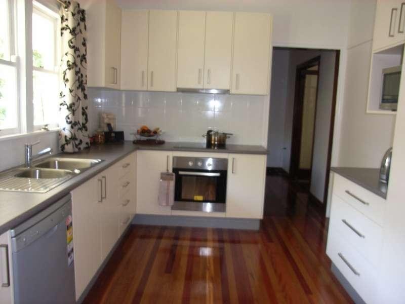 2 Cooinda Street, The Gap QLD 4061