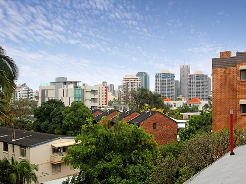 4/17 Llewellyn Street, New Farm QLD 4005