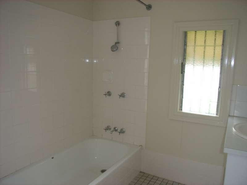 38 Dover Street, Red Hill QLD 4059