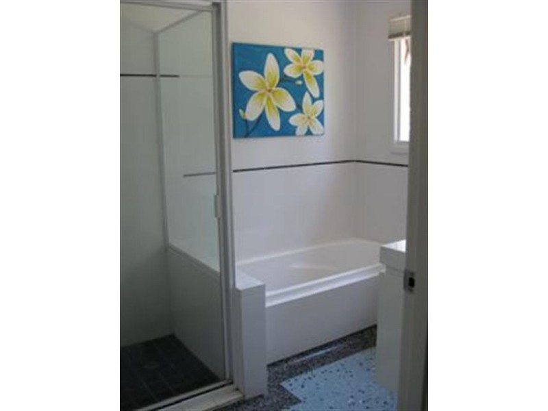 28 Eastment Street, Bardon QLD 4065