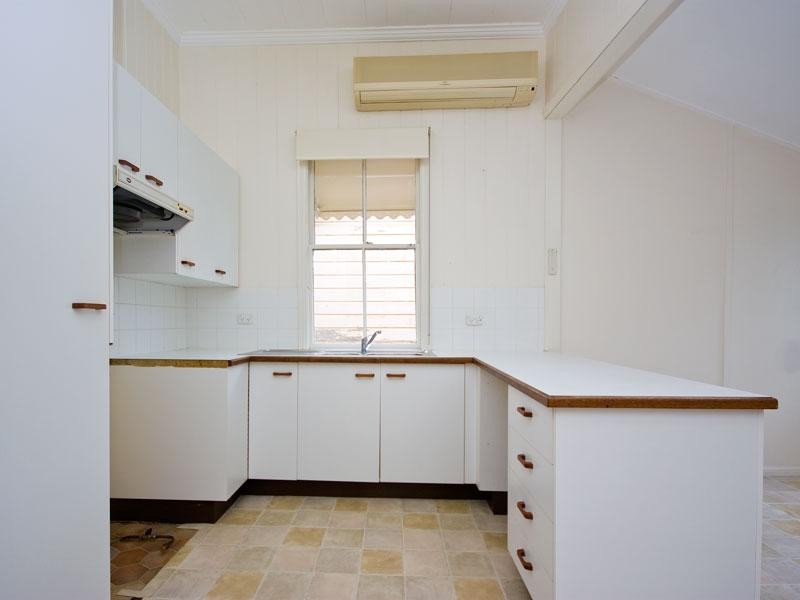 17 Hayward Street, Paddington QLD 4064