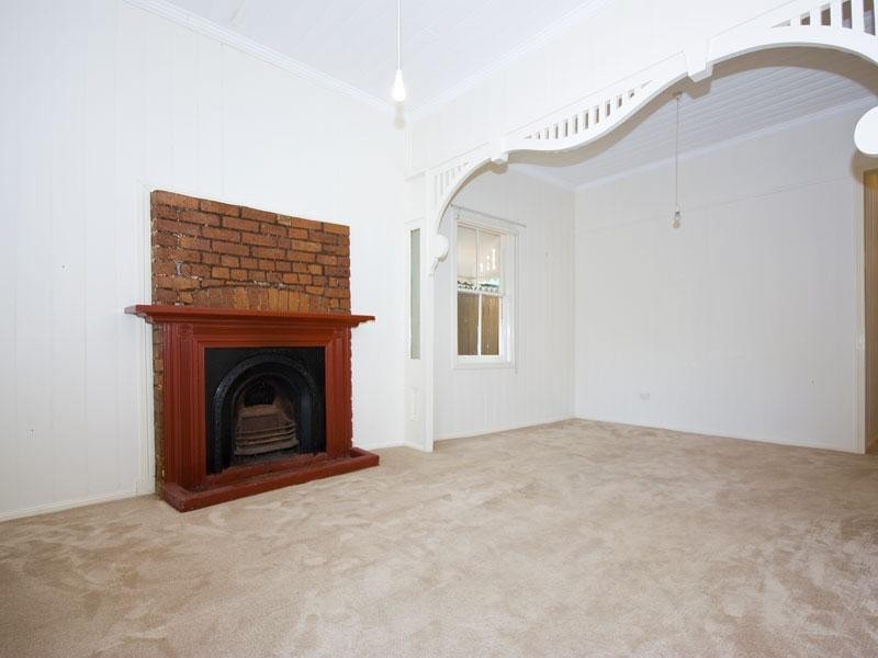 17 Hayward Street, Paddington QLD 4064