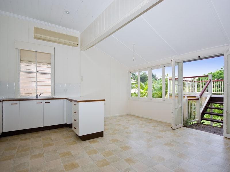 17 Hayward Street, Paddington QLD 4064