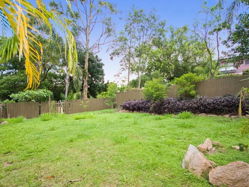 17 Hayward Street, Paddington QLD 4064