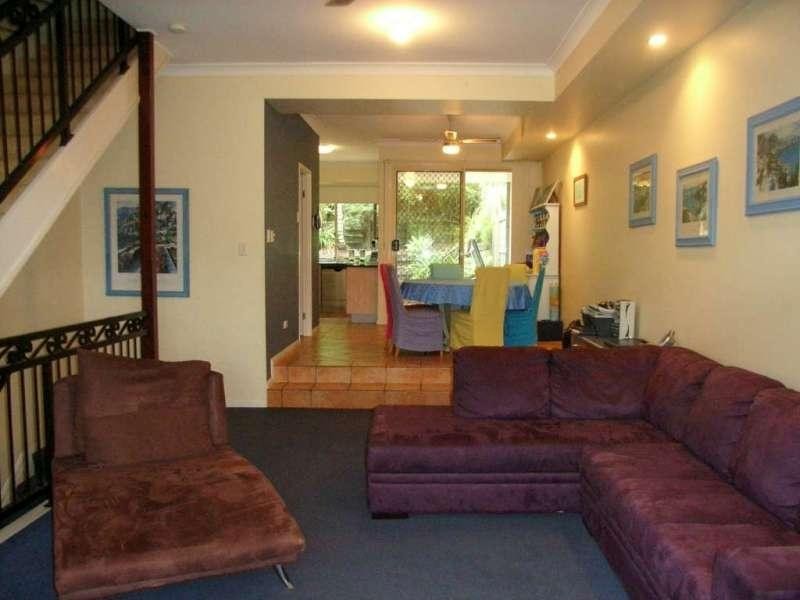 19b Forrester Terrace, Bardon QLD 4065