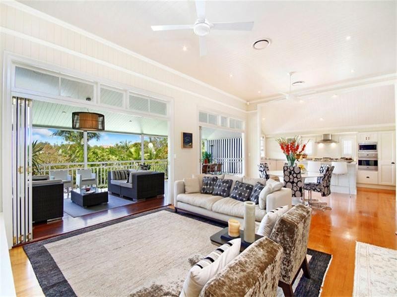 31 Bangalla Street, Auchenflower QLD 4066