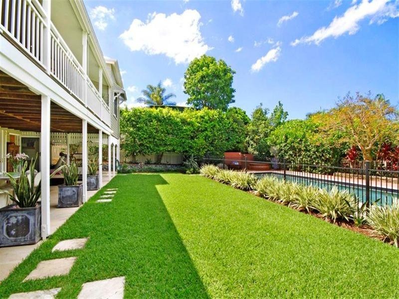 31 Bangalla Street, Auchenflower QLD 4066