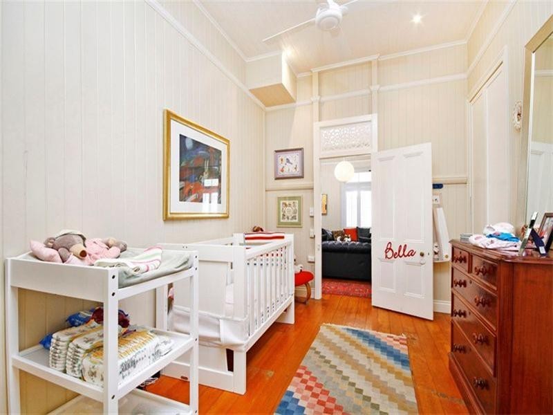 31 Bangalla Street, Auchenflower QLD 4066