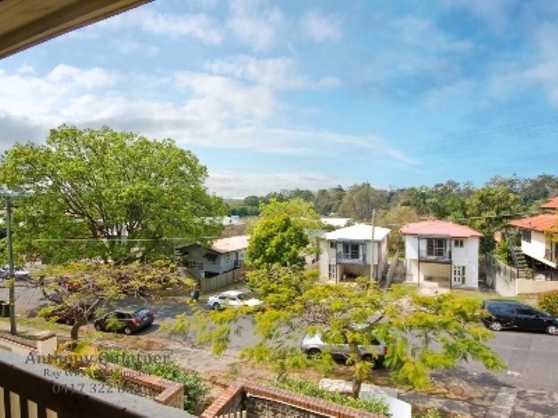 1/77 Warren Street, St Lucia QLD 4067