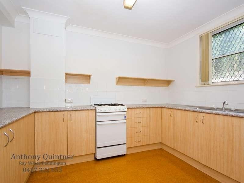 1/77 Warren Street, St Lucia QLD 4067