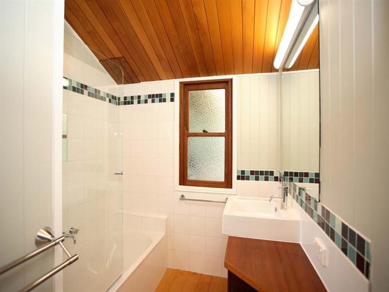 69 Coronation Street, Bardon QLD 4065
