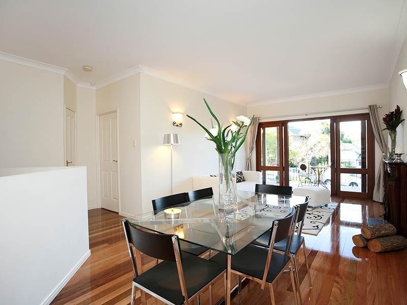 12 Fernberg Road, Paddington QLD 4064