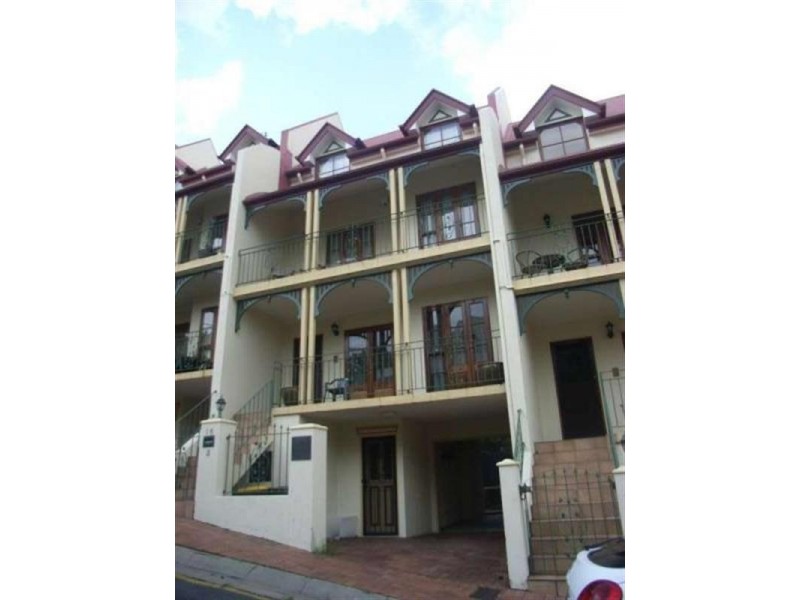 3/16 Sexton Street, Brisbane QLD 4000