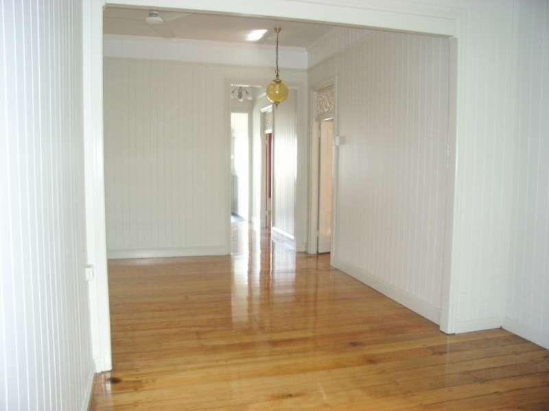 82 Heussler Terrace, Milton QLD 4064