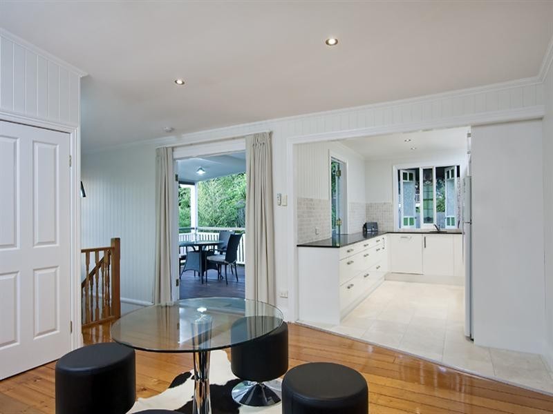 15 Dyne Street, Red Hill QLD 4059