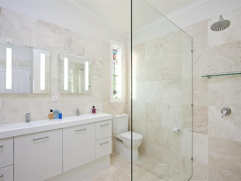 15 Dyne Street, Red Hill QLD 4059