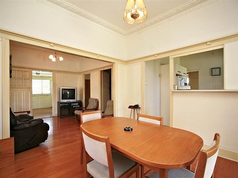 77 Albion Road, Albion QLD 4010