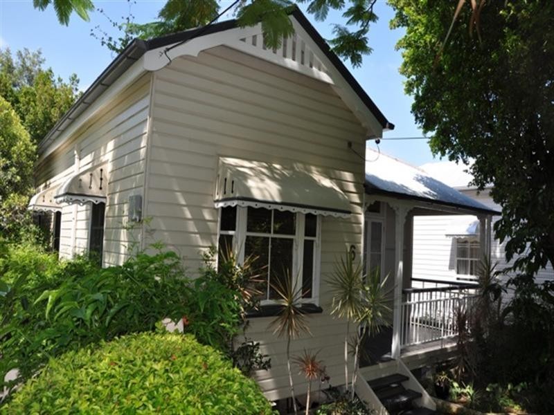 6 Rees Street, Kelvin Grove QLD 4059