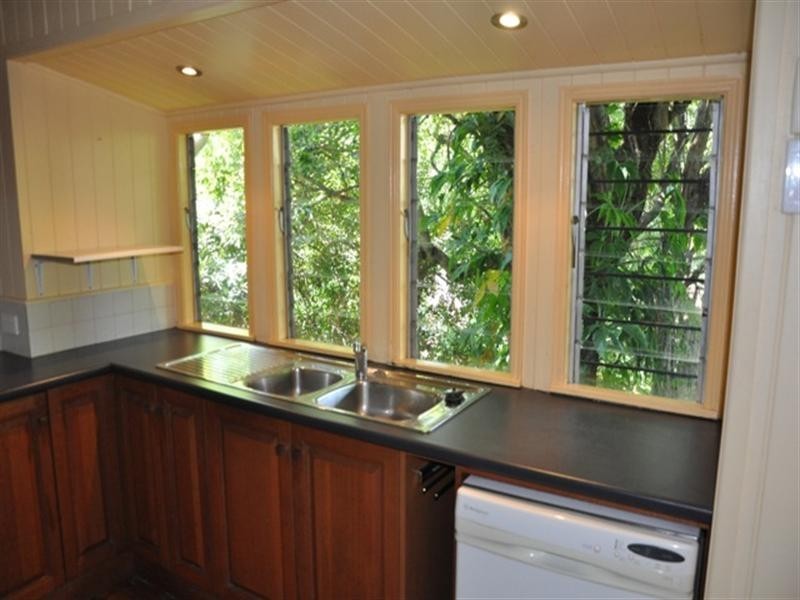 6 Rees Street, Kelvin Grove QLD 4059